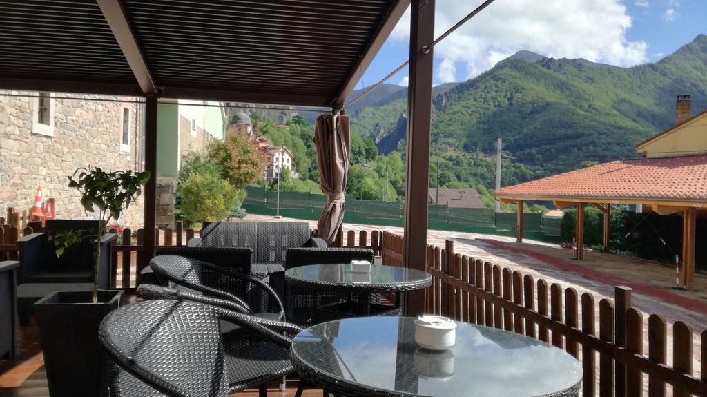 Hotel La Cuna Del Sella Oseja de Sajambre Buitenkant foto