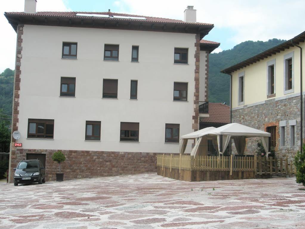 Hotel La Cuna Del Sella Oseja de Sajambre Buitenkant foto