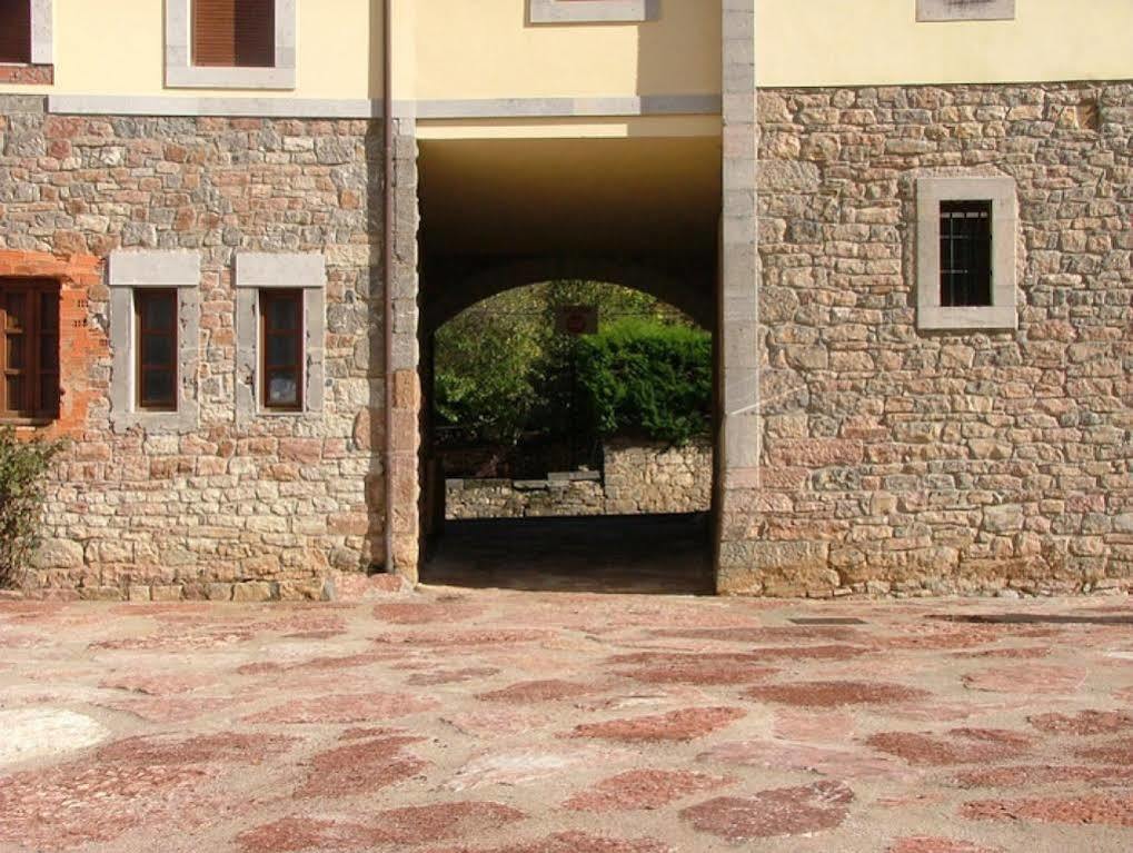 Hotel La Cuna Del Sella Oseja de Sajambre Buitenkant foto