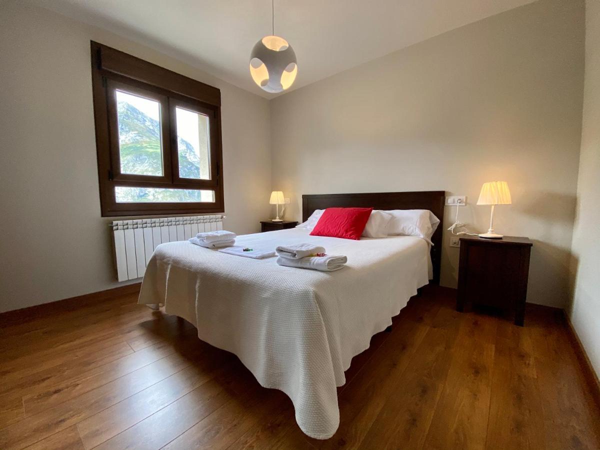Hotel La Cuna Del Sella Oseja de Sajambre Buitenkant foto