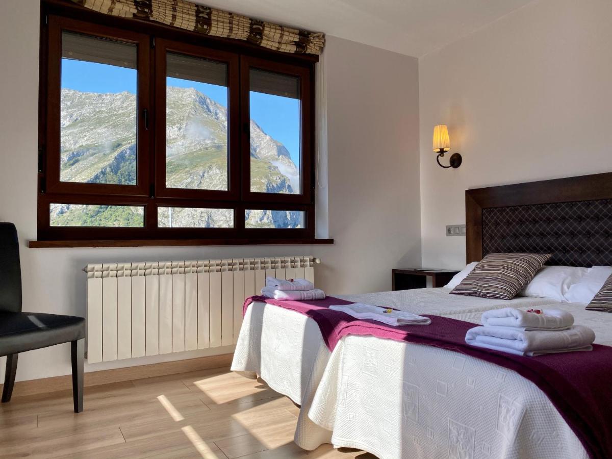 Hotel La Cuna Del Sella Oseja de Sajambre Buitenkant foto